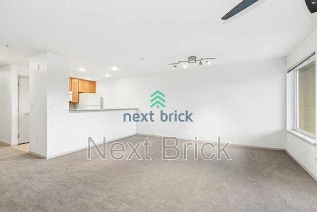 Building Photo - 430 SW 156th St