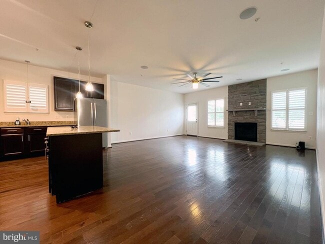 Building Photo - 312 Breeding Blvd