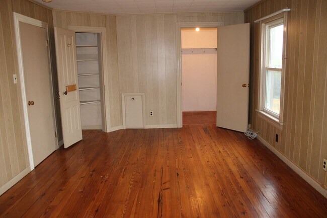 Building Photo - 500 Yeager Rd