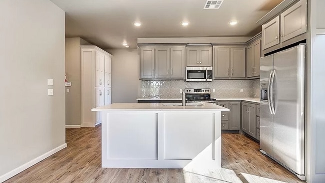 Building Photo - Brand New Modern 2nd Level, 3 bedrooms, 3 full bath