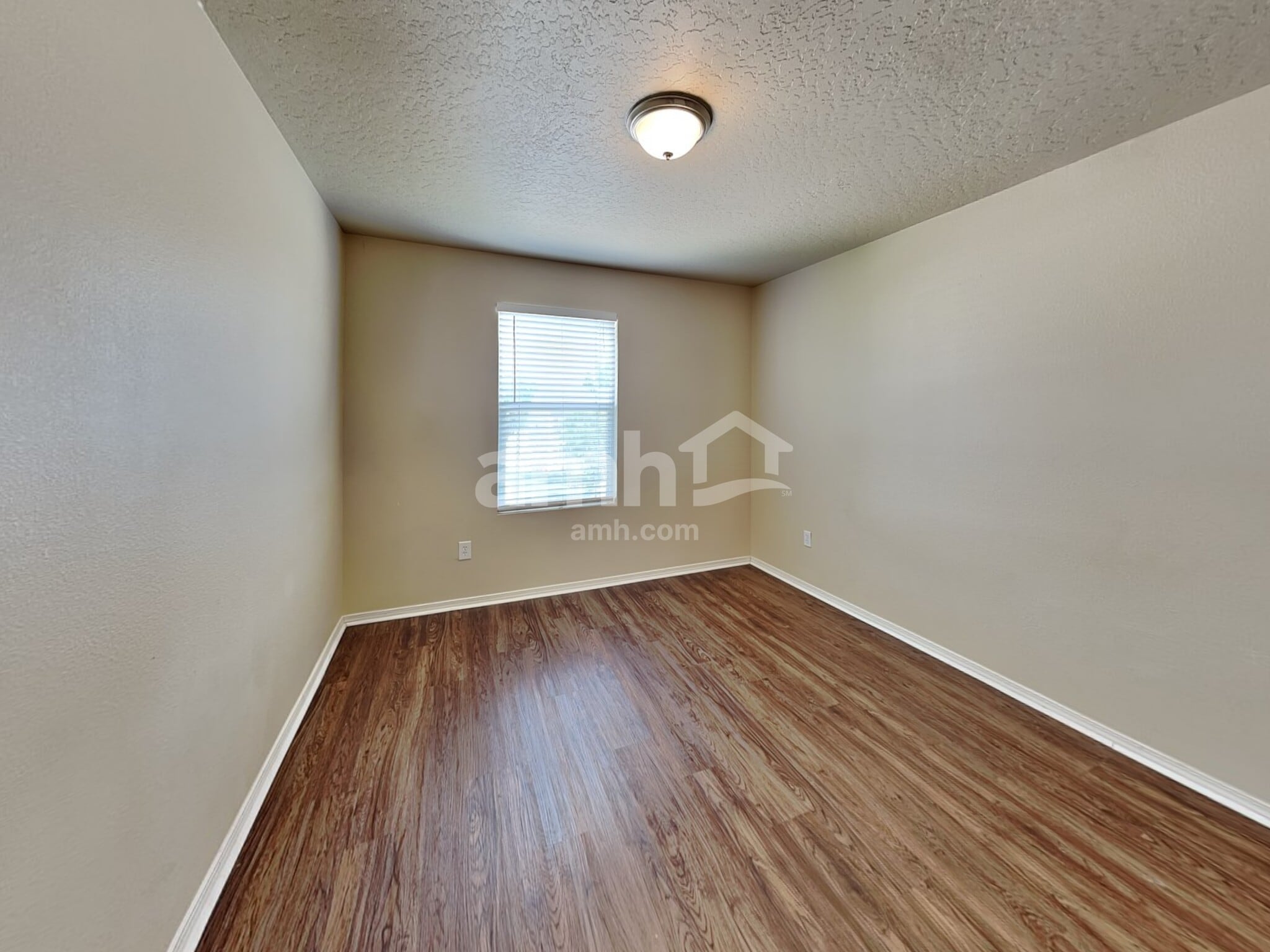 Building Photo - 191 W Tehuti Ct