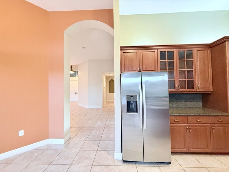 Building Photo - 15275 SW 38th St