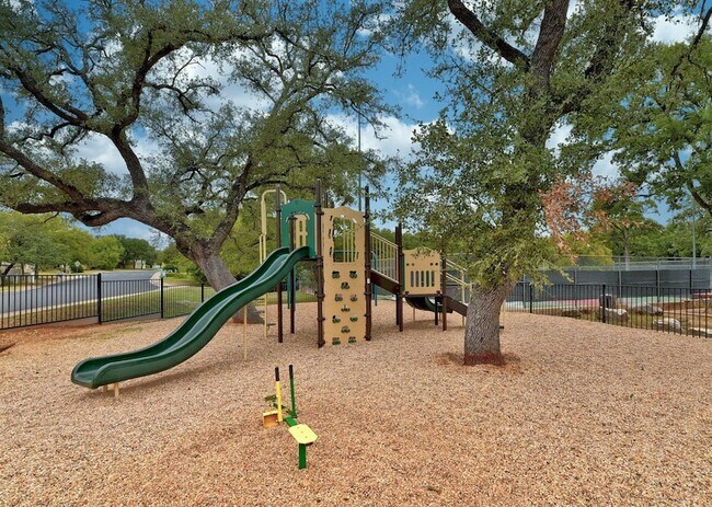 Building Photo - 11313 Menodora Dr