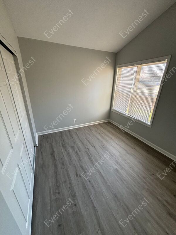 Building Photo - 1312 Langholm Dr