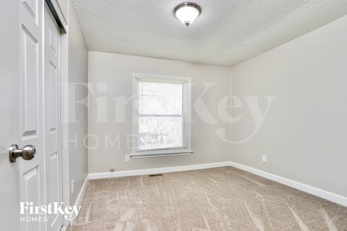 Building Photo - 1282 Lombez Dr