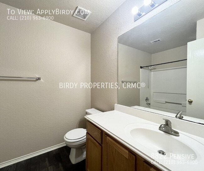 Building Photo - **3 Bed, 2 Bath Located in Converse, Tx**