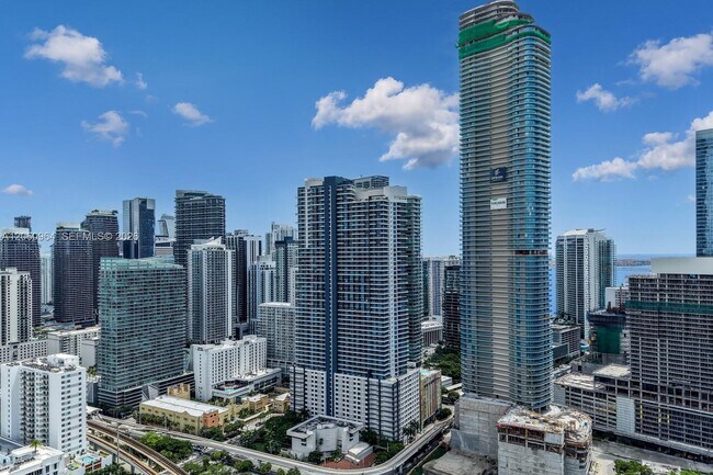 Building Photo - 1300 S Miami Ave