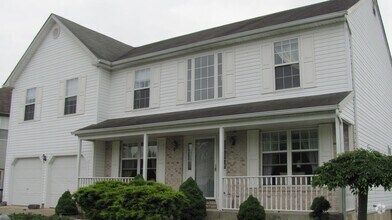 Building Photo - Coming Soon -  Charming 4 bedroom in Salem...