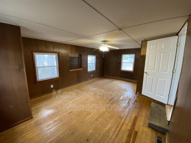 Building Photo - 11308 Gordon Rd