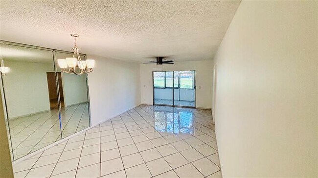 Building Photo - 1200 SW 124th Terrace