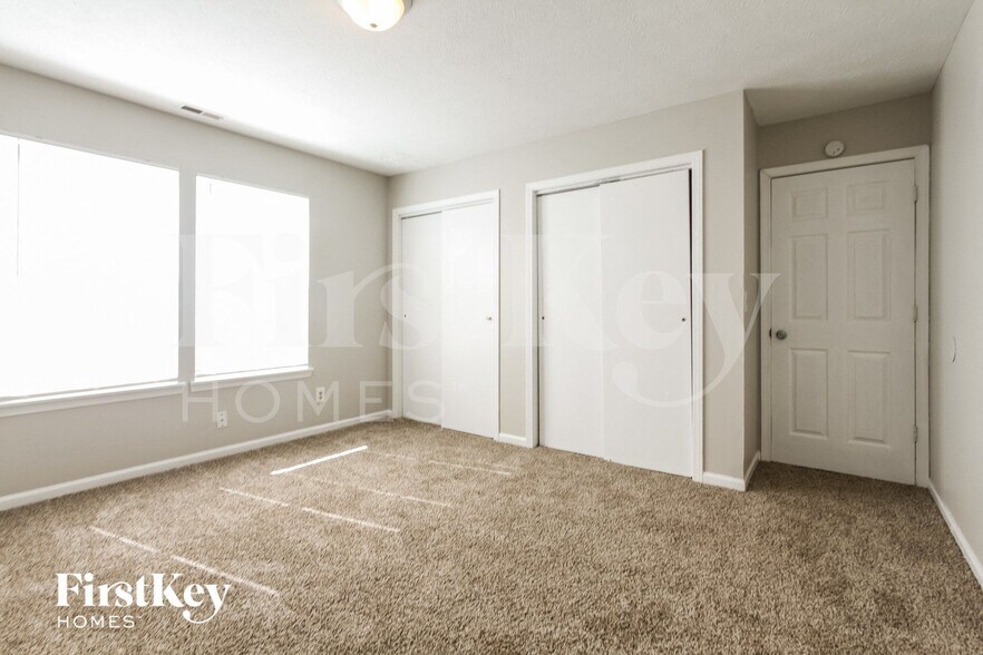 Building Photo - 8332 Country Meadows Dr
