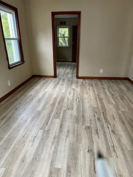 Building Photo - 2385 Joyce Ave