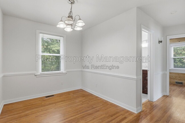 Building Photo - 6410 Morningside Dr