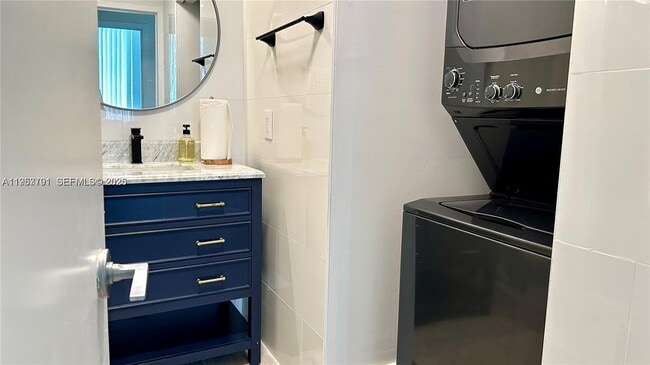 Building Photo - 79 SW 12th St