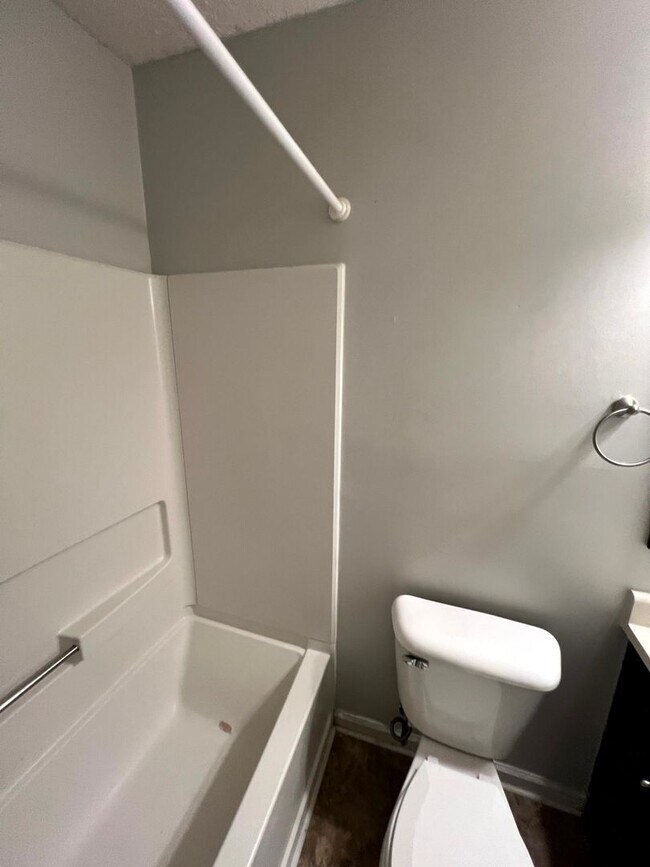 Building Photo - 5708 Icarus Cir