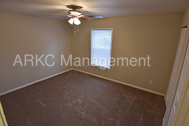 Building Photo - 3734 Warwick Blvd