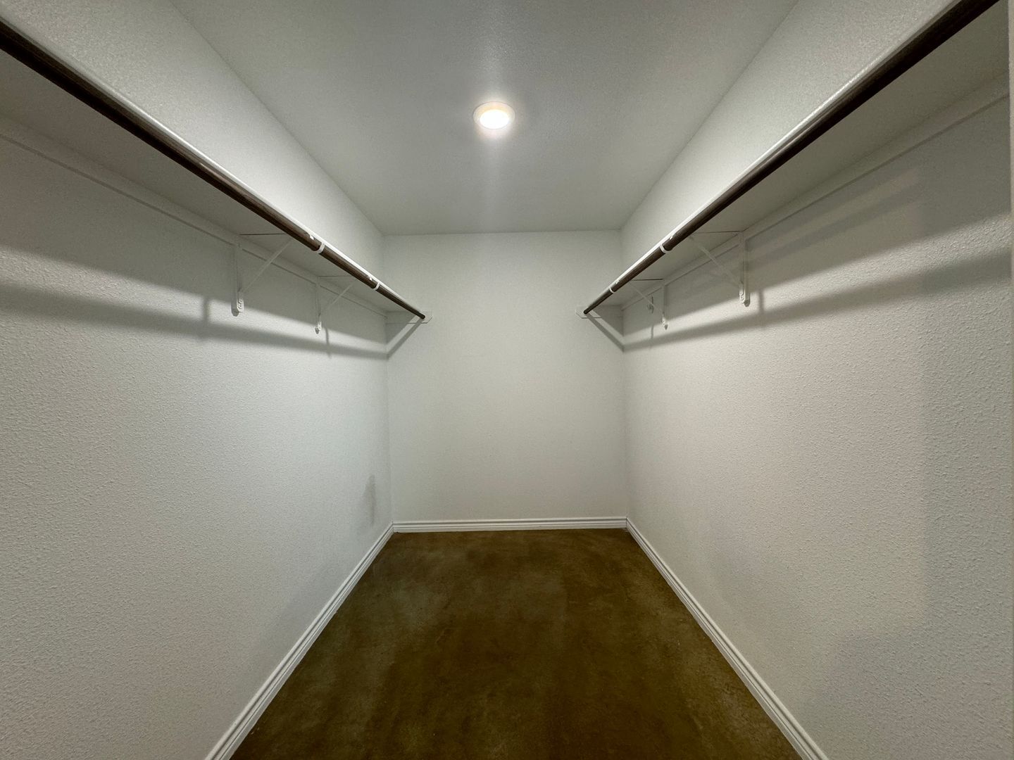 Building Photo - 108 Lowes Blvd