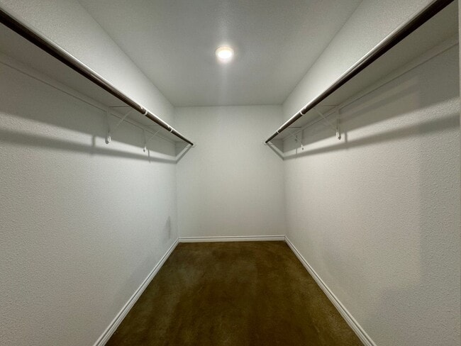 Building Photo - 108 Lowes Blvd