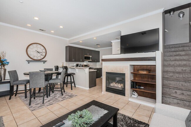 Building Photo - Beautifully Furnished Carlsbad Rental Near...