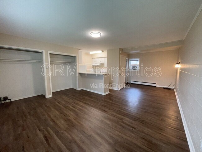 Building Photo - 6134 Hillside Ave