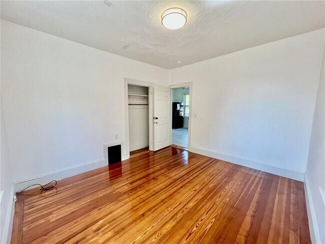 Building Photo - 1309 Smith St