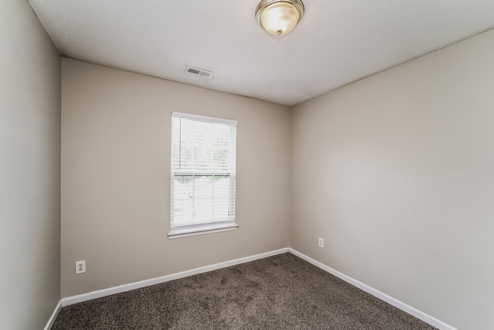 Building Photo - 6515 Sunman Rd