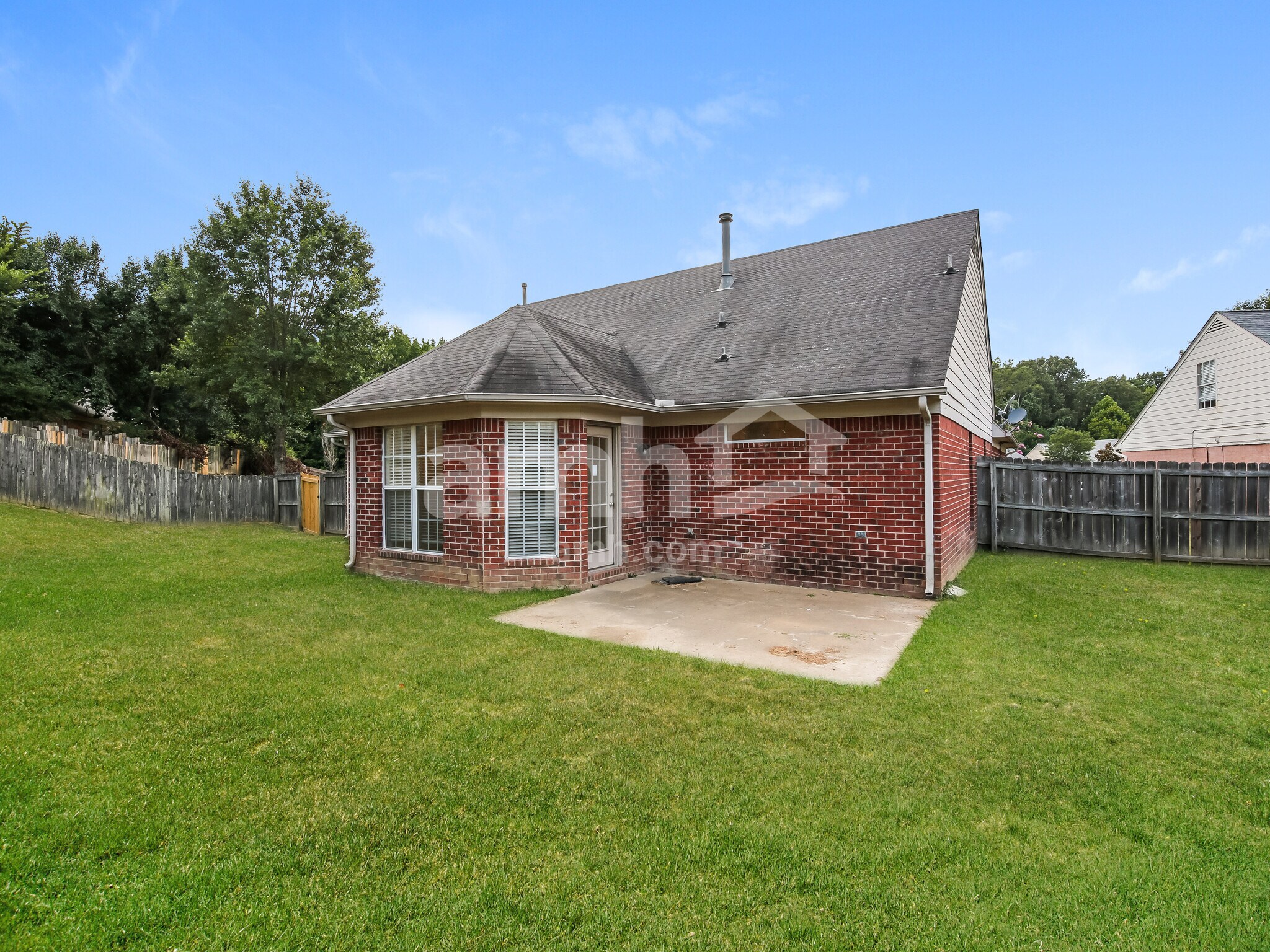 Building Photo - 660 Timber Creek S