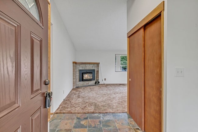 Building Photo - Looking for a Dream Garage attached to a Rambler?