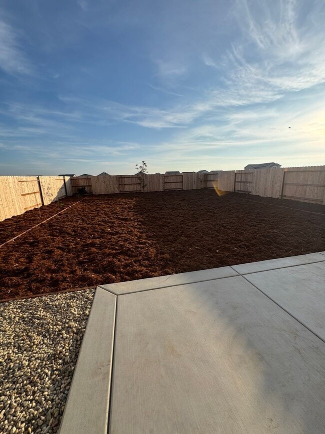 Building Photo - BRAND NEW 5 Bedrooms 3 Full Baths Solar Included Blossom Plan at Lilly Community SEE VIDEO