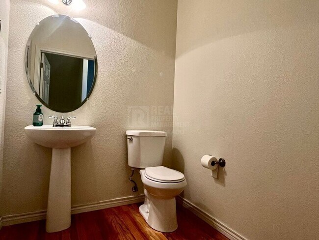 Building Photo - 10829 Tincup Creek Point