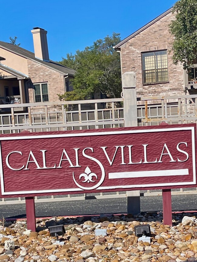 Building Photo - 11839 Parliament Dr