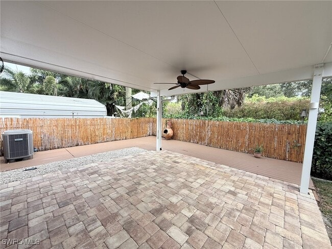 Building Photo - 8328 Matanzas Rd