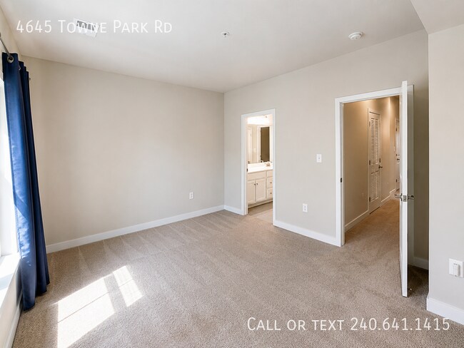 Building Photo - 4645 Towne Park Rd