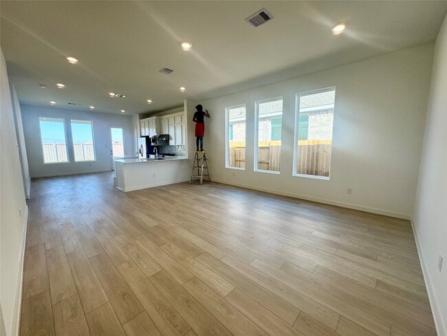 Building Photo - 16315 Mesquite Fld Dr