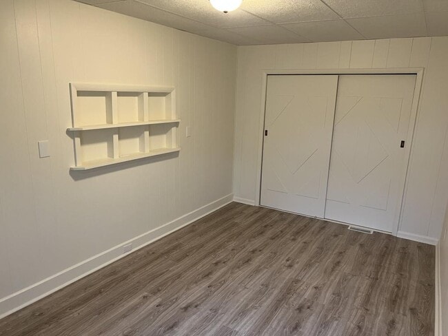 Building Photo - 9 W 2nd Ave