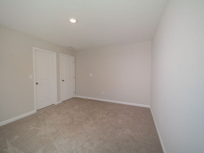 Building Photo - 287 Golden Eagle Pkwy