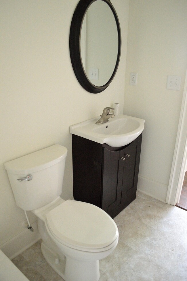 Building Photo - 214 Stribling Ave