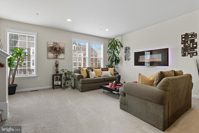 Building Photo - 4814 Forest Pines Dr