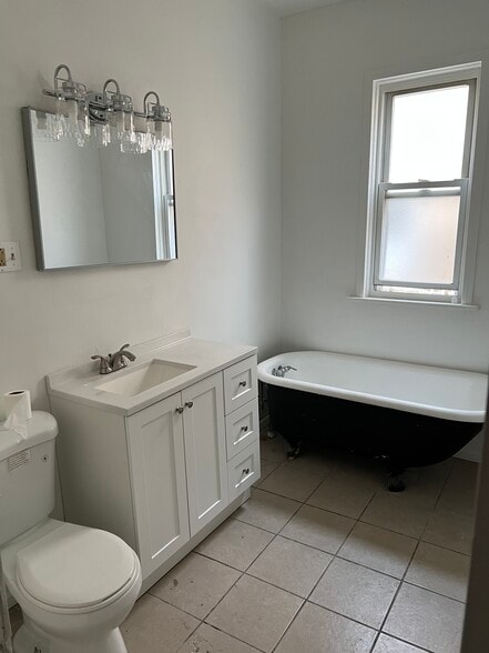 Bathroom 1 - 3940 W Gladys Ave