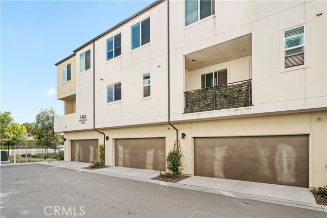 Building Photo - 5464 Seacliff Pl