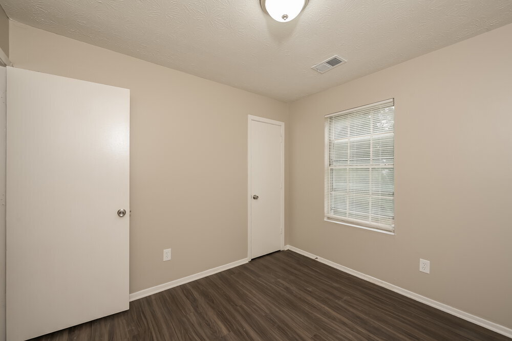 Building Photo - 1338 Mill Lake Cir