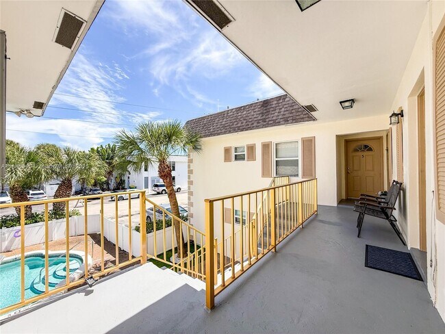 Building Photo - 5621 NE 22nd Ave