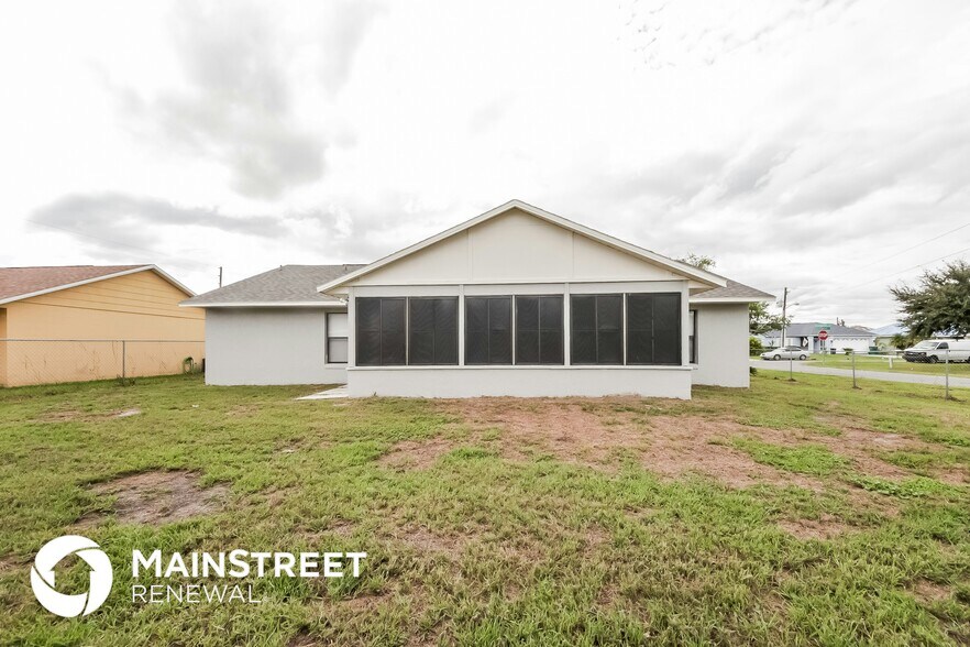 Building Photo - 604 Basingstoke Ct