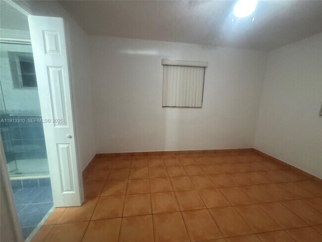 Building Photo - 10371 SW 201st Terrace