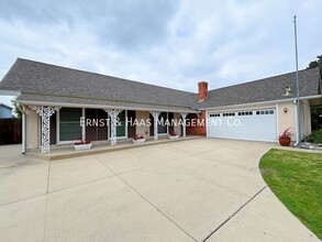 Building Photo - 11381 Foster Rd