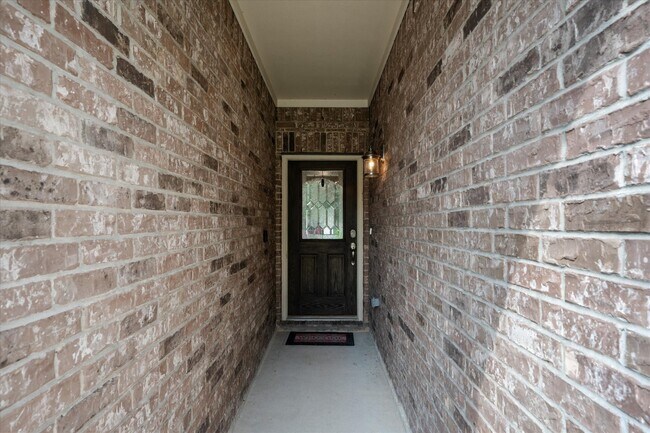 Building Photo - 1106 Upton Ct