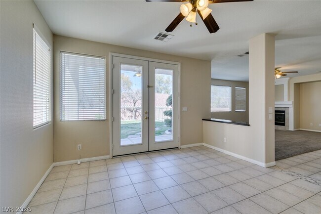Building Photo - 2722 Woodflower Ave