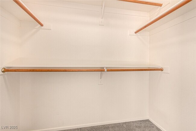 Building Photo - 10396 Midseason Mist St