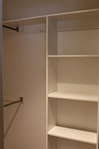 Building Photo - 925 Bluebird Dr