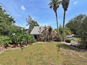 Building Photo - 5329 Blue Grass St